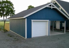 Garasje med carport