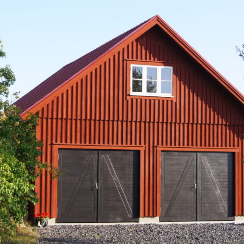 Garasje med loft i vakre omgivelser